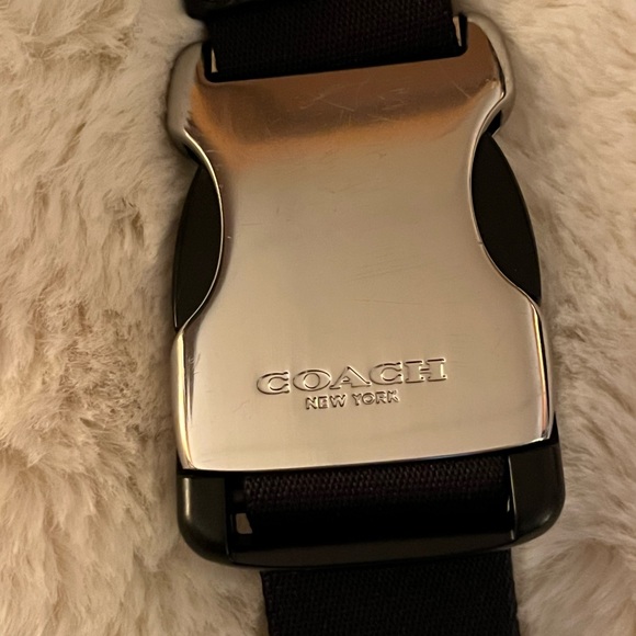 Coach Black Leather crossbody/Belt/Bum bag - Picture 8 of 9